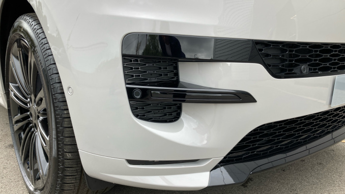 Land Rover Range Rover Sport 3.0 D300 Dynamic SE 5dr Auto Diesel Estate - Image 25